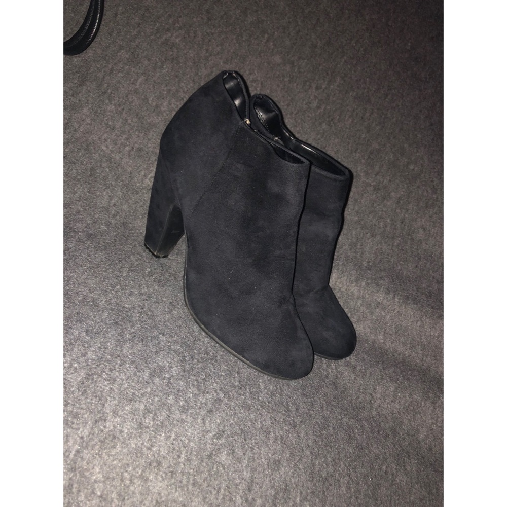 Candies boot heels with gold zipper